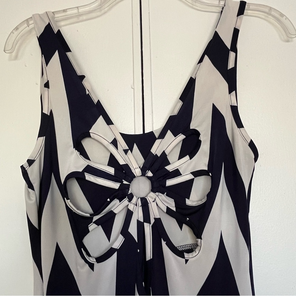Chevron Patterned Maxi Dress - image 3
